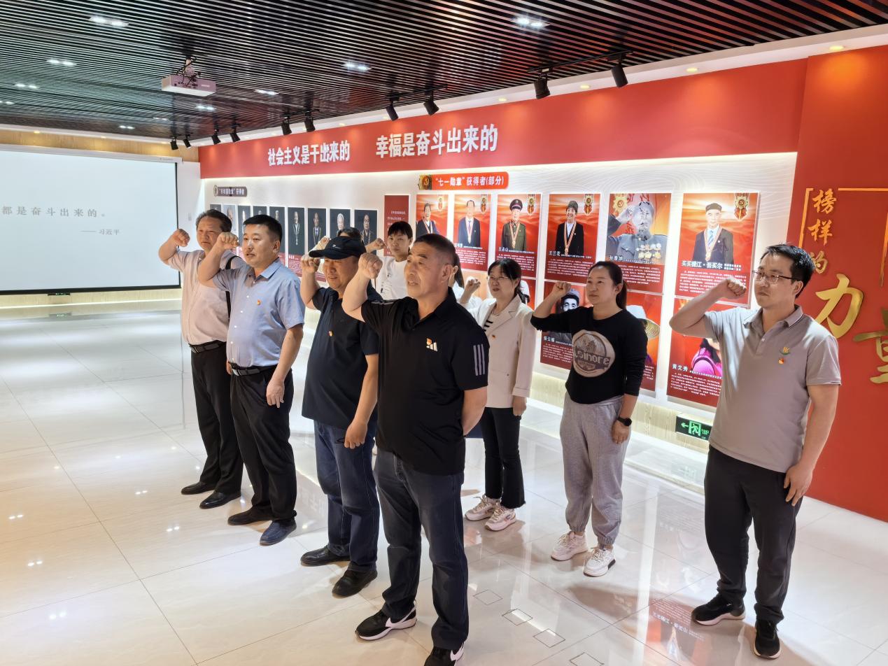 proxy (3).jpg proxy (3).jpg